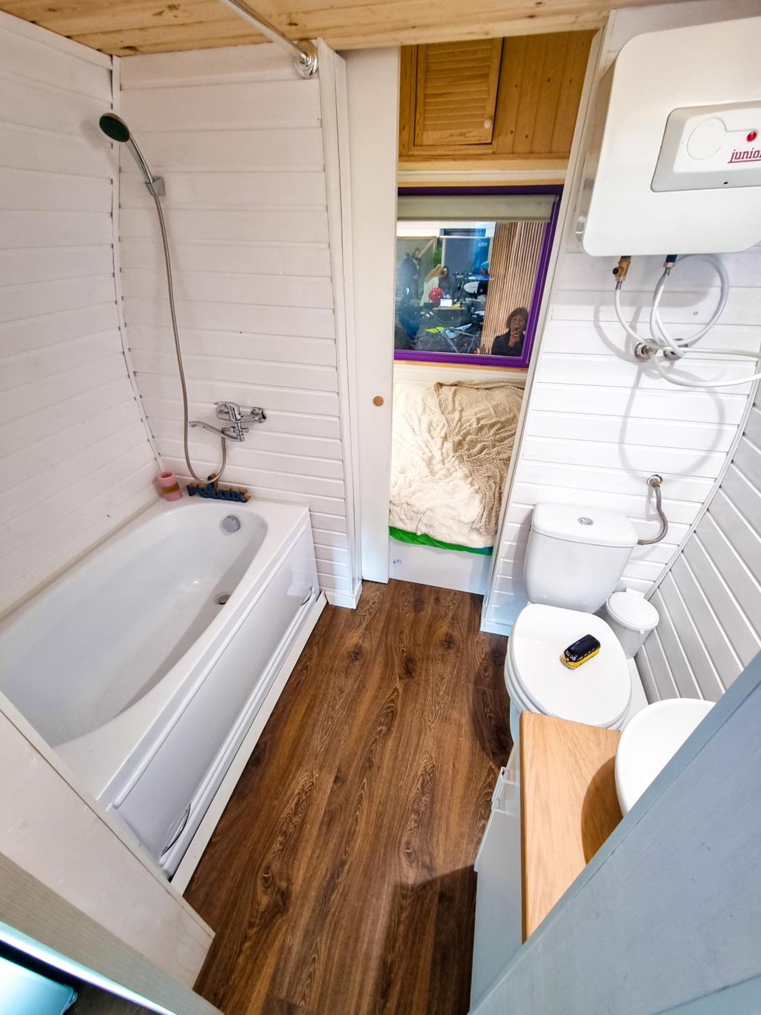 Downtown Tiny Houses Near Cismigiu Gardens بوخارست المظهر الخارجي الصورة