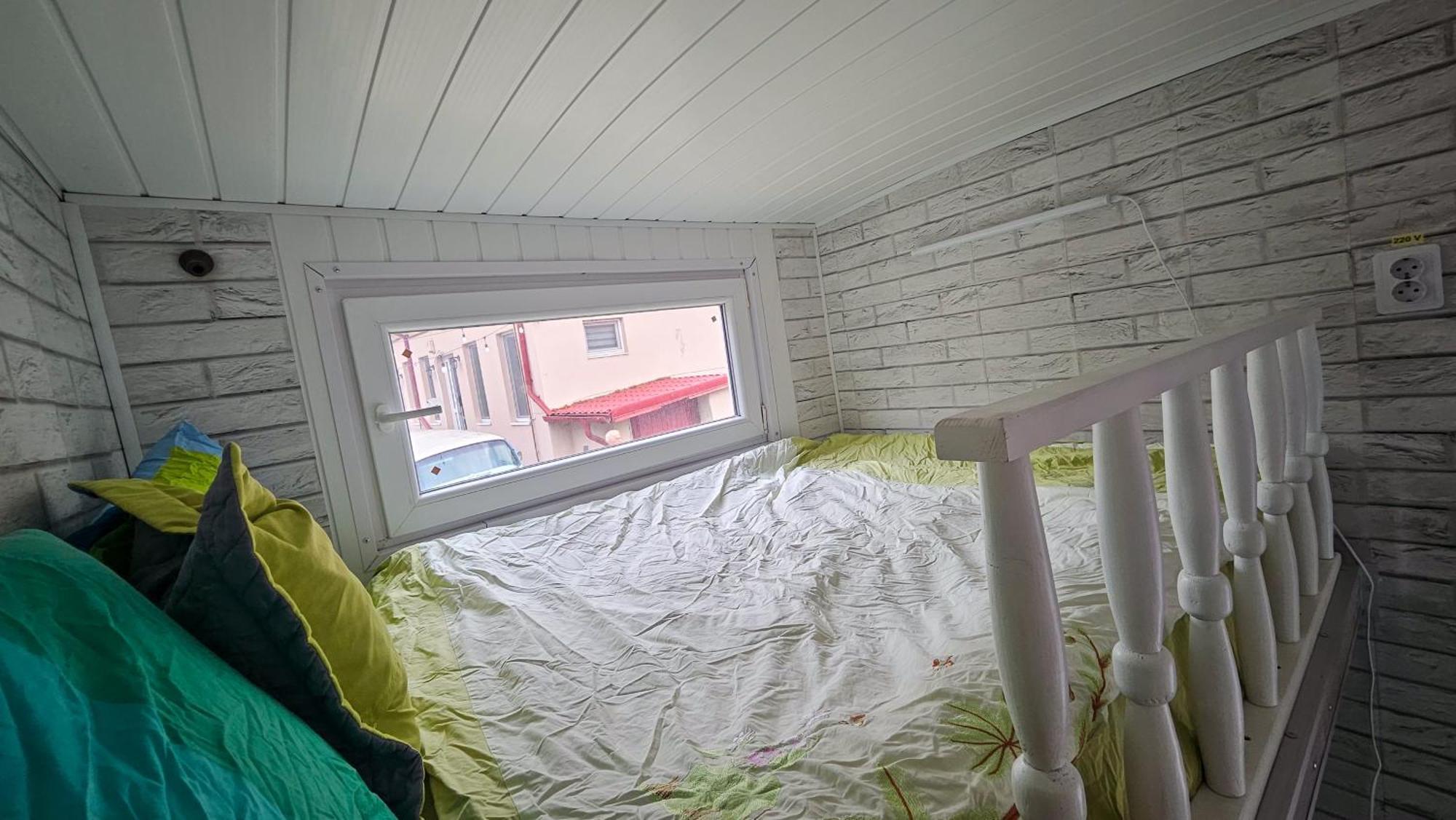 Downtown Tiny Houses Near Cismigiu Gardens بوخارست المظهر الخارجي الصورة